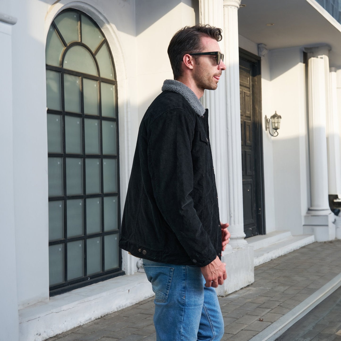 Men's Corduroy Jacket - Sherpa-Lined Winter Coat